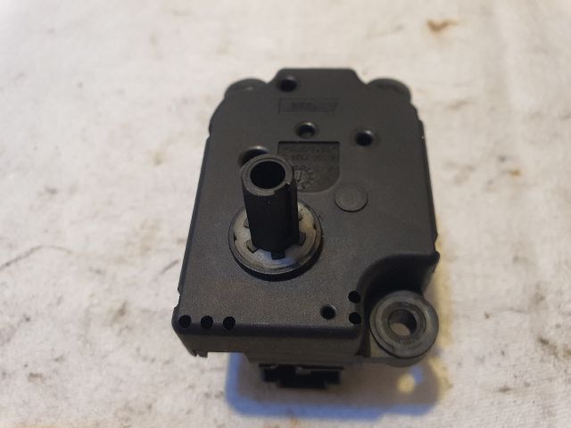 bontott FORD MONDEO III Fűtés Állító Motor