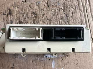 bontott FORD MONDEO III Fűtéskapcsoló (digit klímás)