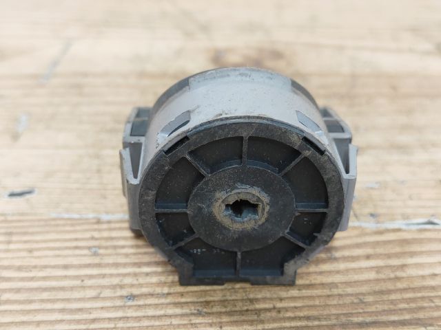 bontott FORD MONDEO III Gyújtáskapcsoló Elektronika