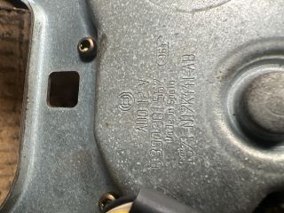 bontott FORD MONDEO III Hátsó Ablaktörlő Motor