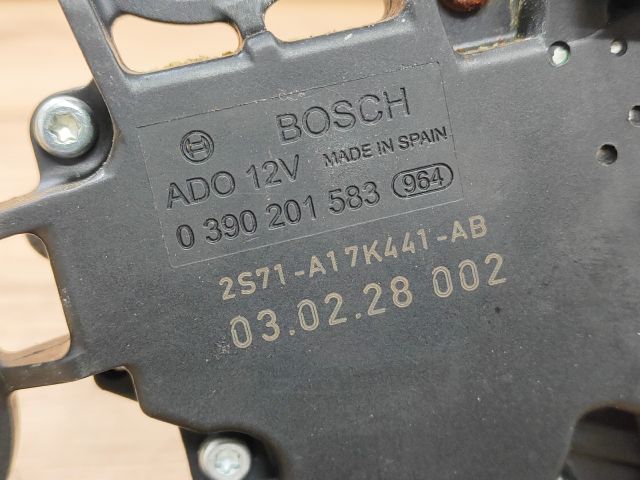 bontott FORD MONDEO III Hátsó Ablaktörlő Motor