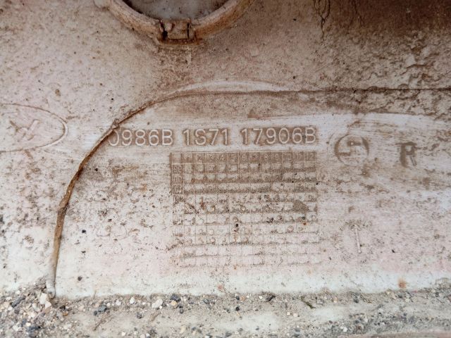 bontott FORD MONDEO III Hátsó Lökhárító (Részeivel)