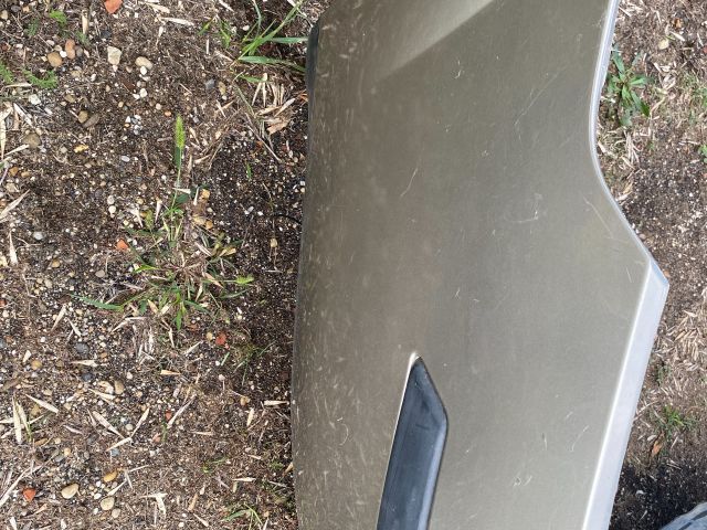 bontott FORD MONDEO III Hátsó Lökhárító (Üresen)