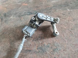 bontott FORD MONDEO III Hátsó Xenon Szintszabályzó Jeladó