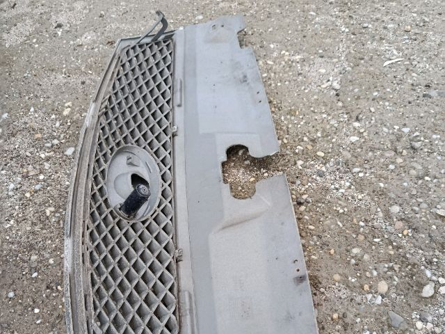 bontott FORD MONDEO III Hűtőrács