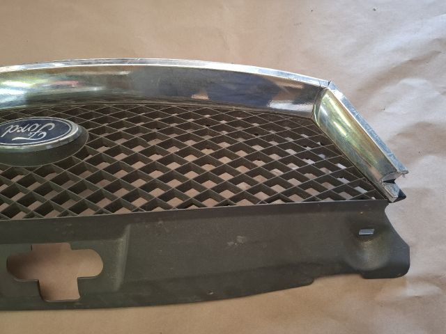 bontott FORD MONDEO III Hűtőrács