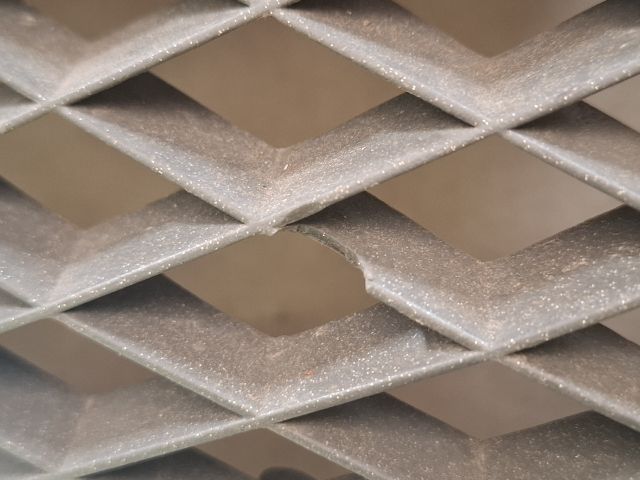 bontott FORD MONDEO III Hűtőrács