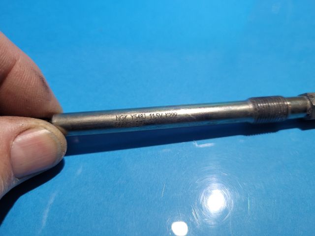 bontott FORD MONDEO III Izzító/Gyújtó Gyertya