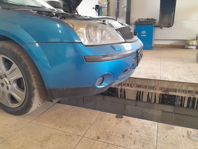 bontott FORD MONDEO III Jobb B Oszlop Burkolat