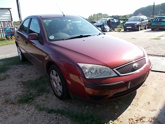 bontott FORD MONDEO III Jobb C Oszlop Burkolat