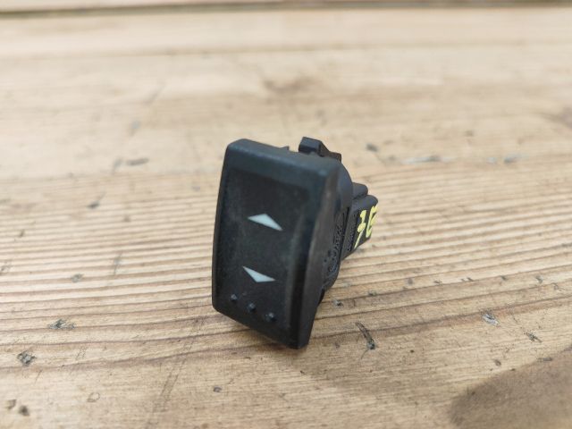 bontott FORD MONDEO III Jobb első Ablakemelő Kapcsoló