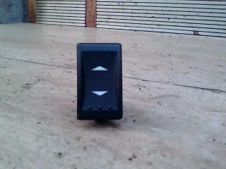 bontott FORD MONDEO III Jobb első Ablakemelő Kapcsoló