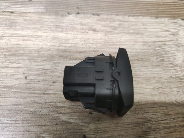 bontott FORD MONDEO III Jobb első Ablakemelő Kapcsoló