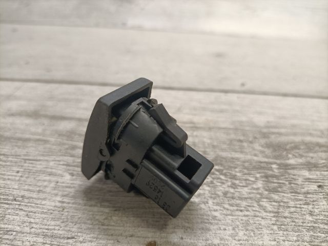 bontott FORD MONDEO III Jobb első Ablakemelő Kapcsoló