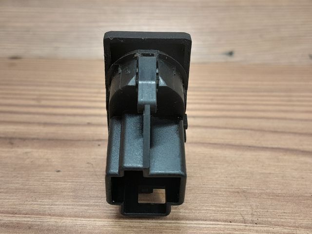 bontott FORD MONDEO III Jobb első Ablakemelő Kapcsoló