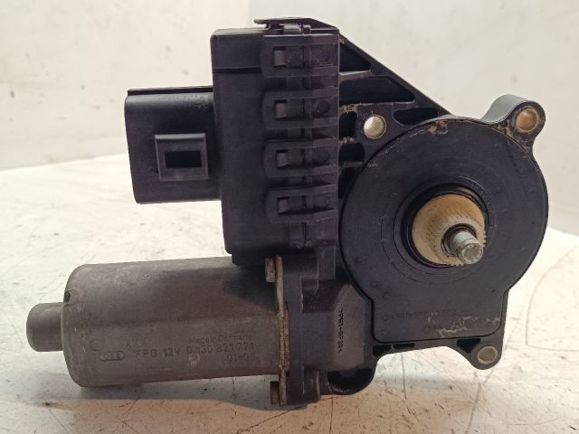 bontott FORD MONDEO III Jobb első Ablakemelő Motor