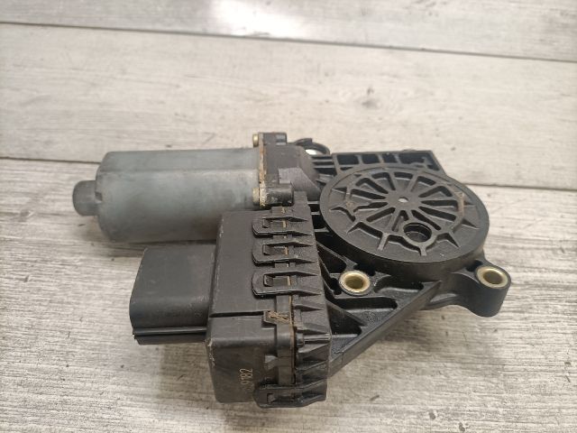 bontott FORD MONDEO III Jobb első Ablakemelő Motor