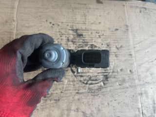 bontott FORD MONDEO III Jobb első Ablakemelő Motor