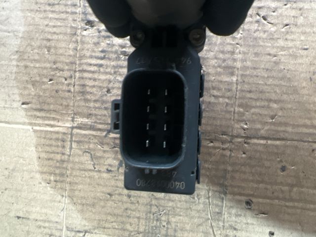 bontott FORD MONDEO III Jobb első Ablakemelő Motor