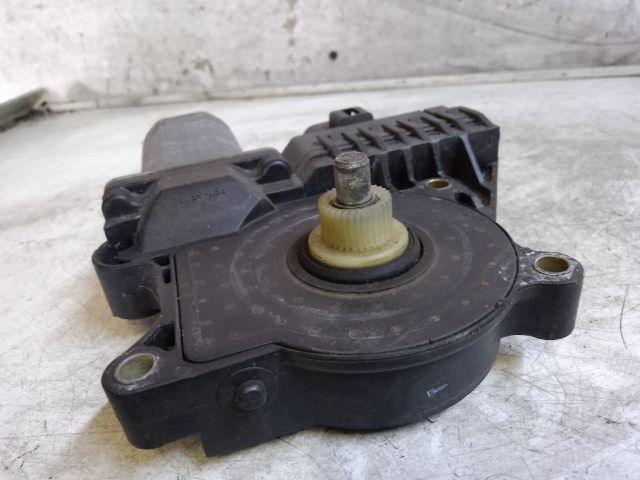 bontott FORD MONDEO III Jobb első Ablakemelő Motor