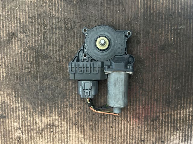 bontott FORD MONDEO III Jobb első Ablakemelő Motor