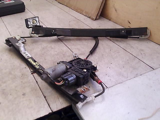 bontott FORD MONDEO III Jobb első Ablakemelő Szerkezet (Elektromos)