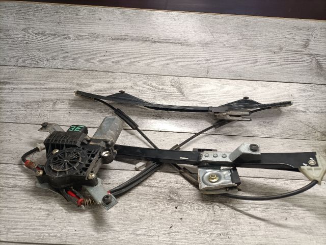 bontott FORD MONDEO III Jobb első Ablakemelő Szerkezet (Elektromos)