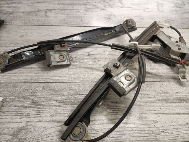 bontott FORD MONDEO III Jobb első Ablakemelő Szerkezet (Elektromos)