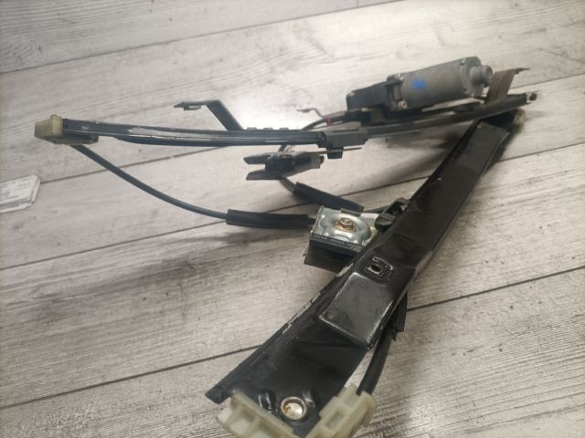 bontott FORD MONDEO III Jobb első Ablakemelő Szerkezet (Elektromos)