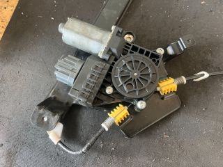 bontott FORD MONDEO III Jobb első Ablakemelő Szerkezet (Elektromos)