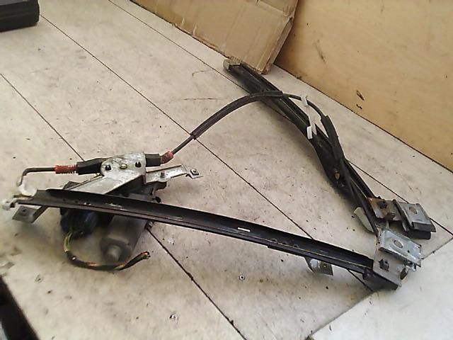 bontott FORD MONDEO III Jobb első Ablakemelő Szerkezet (Elektromos)