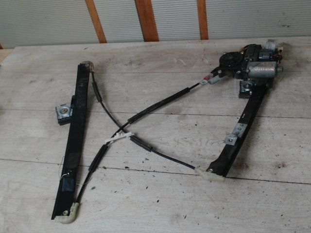 bontott FORD MONDEO III Jobb első Ablakemelő Szerkezet (Elektromos)