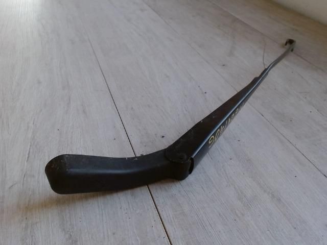 bontott FORD MONDEO III Jobb első Ablaktörlő Kar