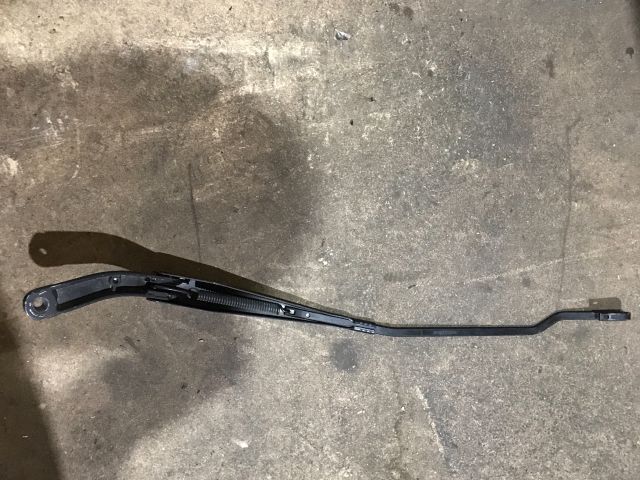 bontott FORD MONDEO III Jobb első Ablaktörlő Kar