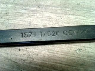 bontott FORD MONDEO III Jobb első Ablaktörlő Kar