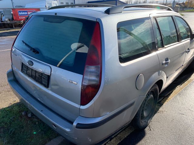 bontott FORD MONDEO III Jobb első Ajtó (Részeivel)