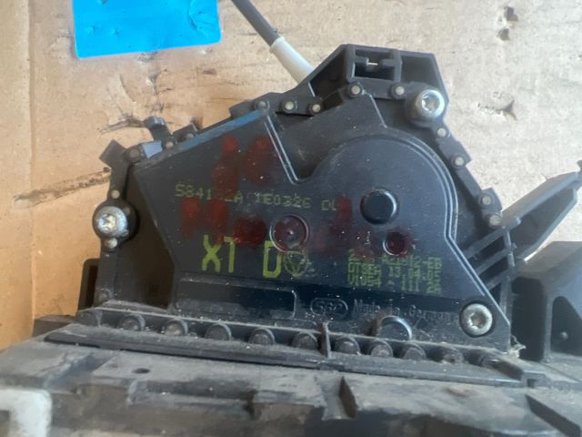 bontott FORD MONDEO III Jobb első Ajtózár