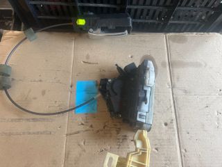 bontott FORD MONDEO III Jobb első Ajtózár