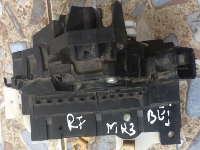 bontott FORD MONDEO III Jobb első Ajtózár