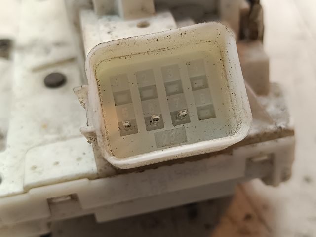 bontott FORD MONDEO III Jobb első Ajtózár