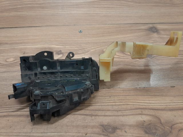 bontott FORD MONDEO III Jobb első Ajtózár