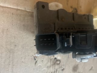 bontott FORD MONDEO III Jobb első Ajtózár