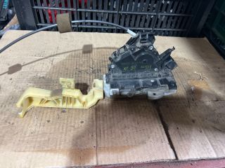 bontott FORD MONDEO III Jobb első Ajtózár