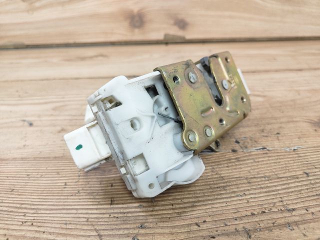 bontott FORD MONDEO III Jobb első Ajtózár