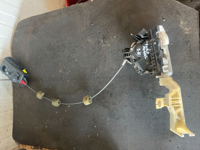 bontott FORD MONDEO III Jobb első Ajtózár