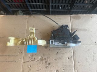 bontott FORD MONDEO III Jobb első Ajtózár