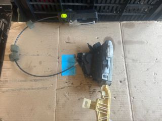 bontott FORD MONDEO III Jobb első Ajtózár