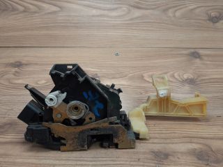 bontott FORD MONDEO III Jobb első Ajtózár