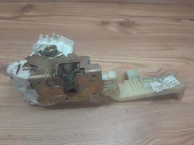 bontott FORD MONDEO III Jobb első Ajtózár