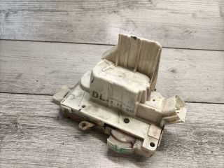 bontott FORD MONDEO III Jobb első Ajtózár